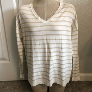 MARLED BY UNITED CLOTHING/ NWT SWEATERS M & L